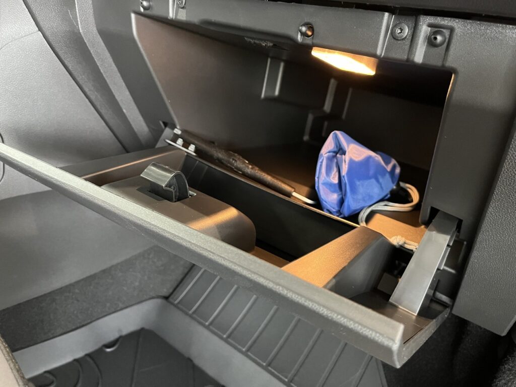 Dacia Jogger Exposé-Bild 6