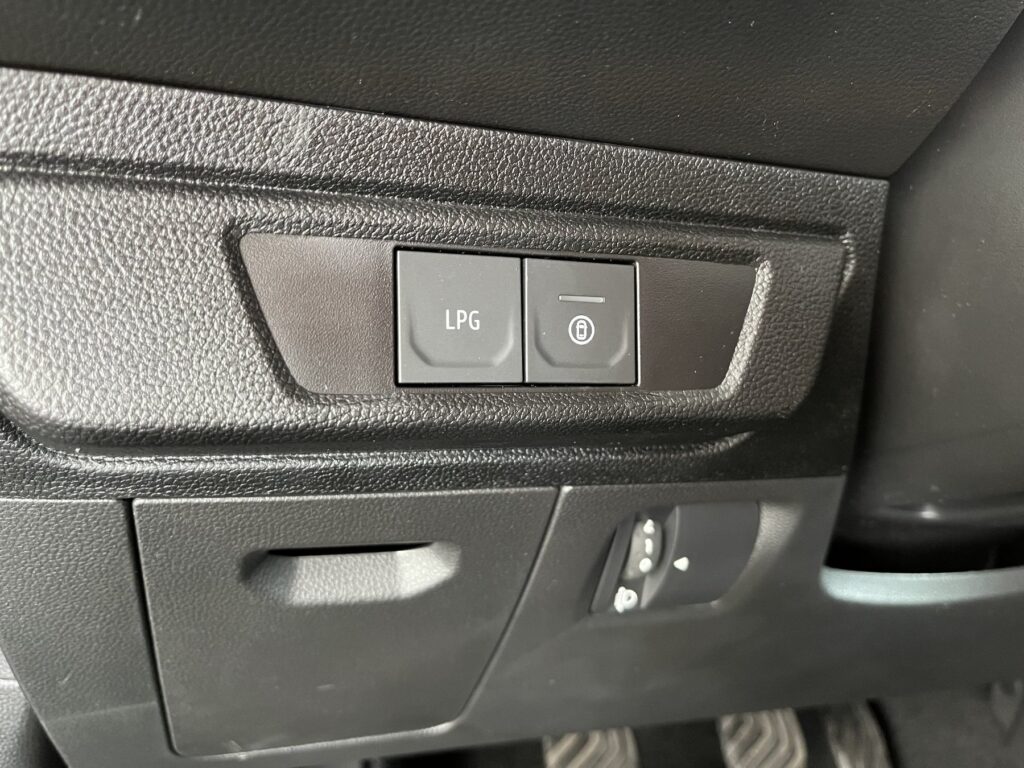 Dacia Jogger Exposé-Bild 21