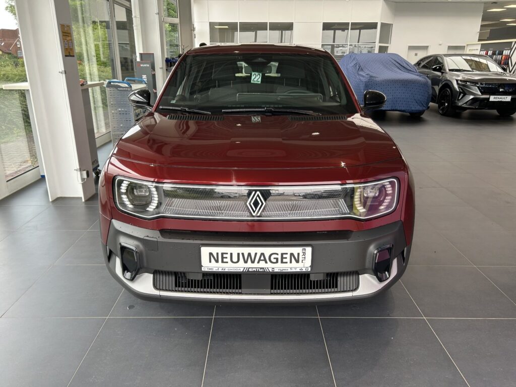 Renault R 4 Exposé-Bild 2