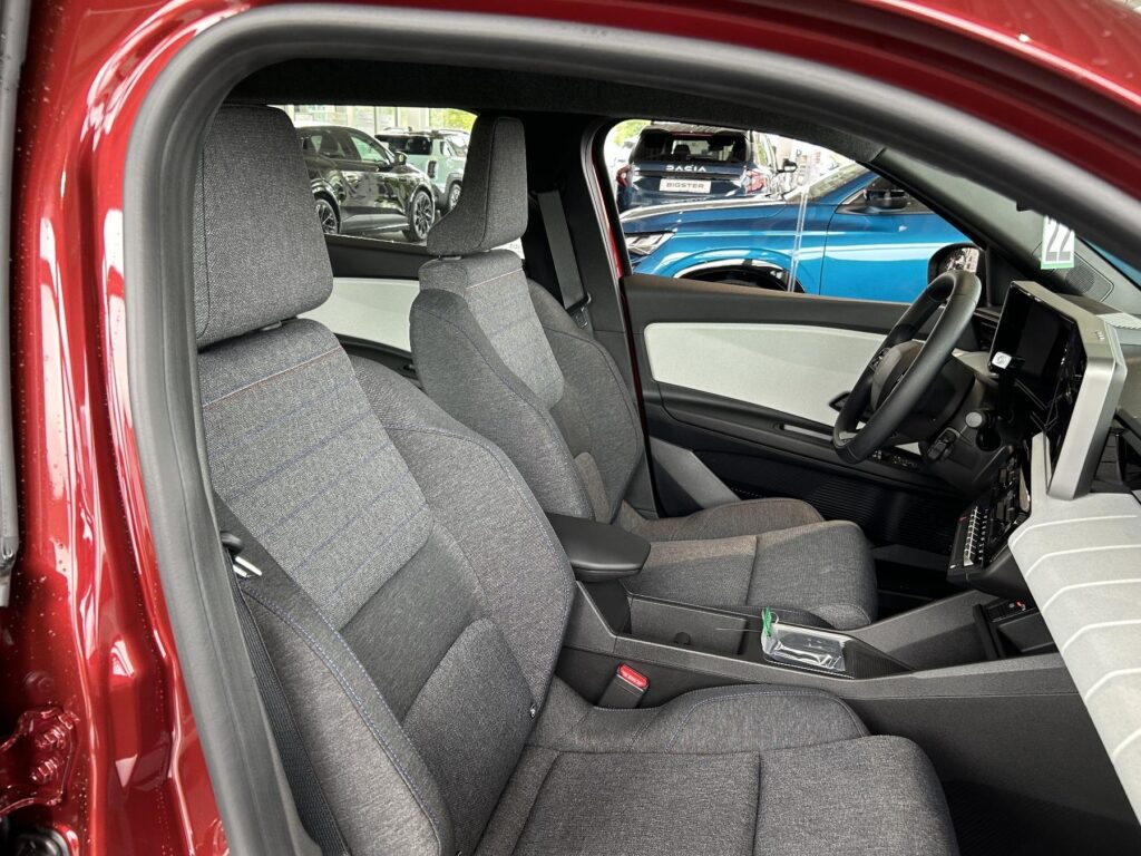 Renault R 4 Exposé-Bild 9