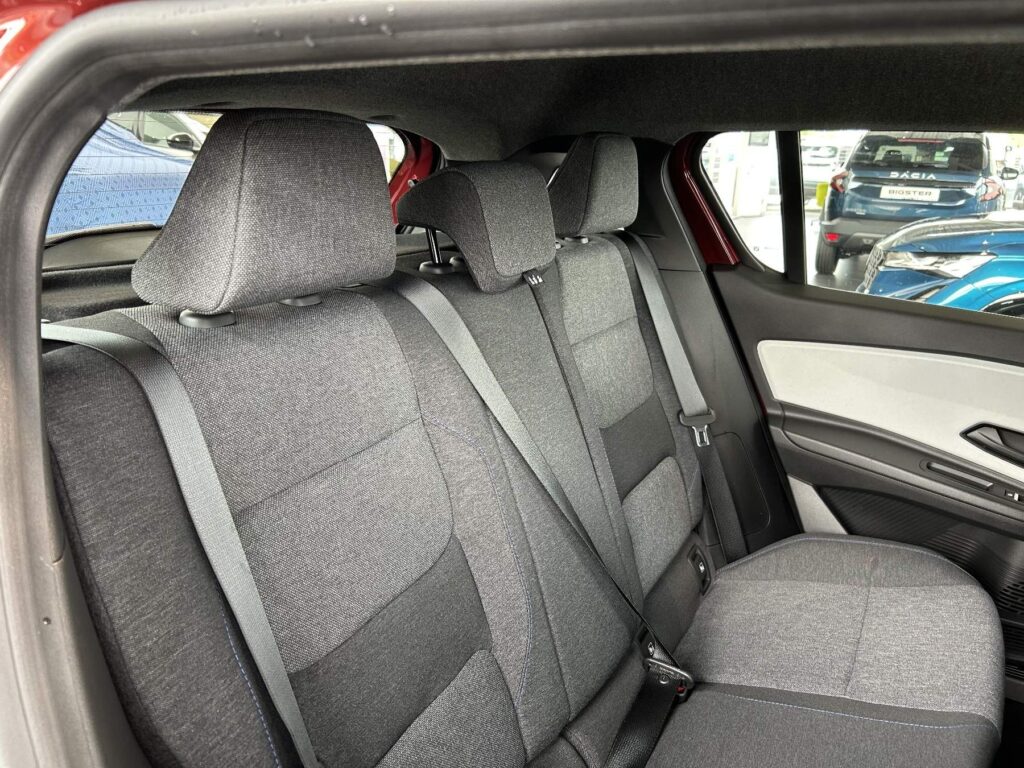 Renault R 4 Exposé-Bild 13