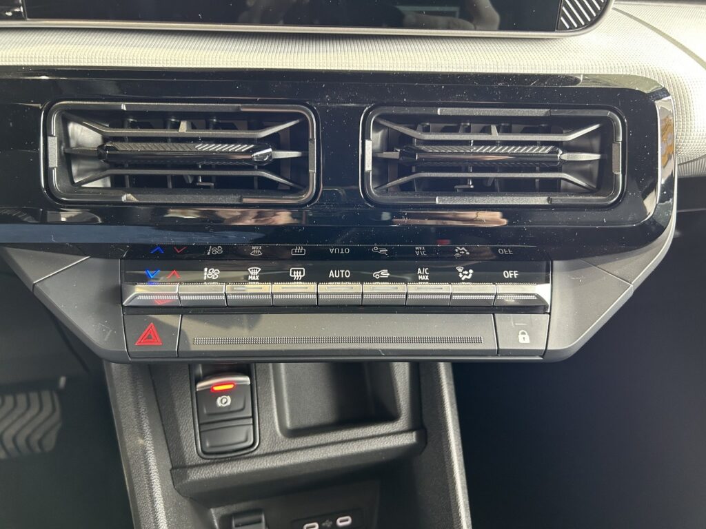 Renault R 4 Exposé-Bild 36