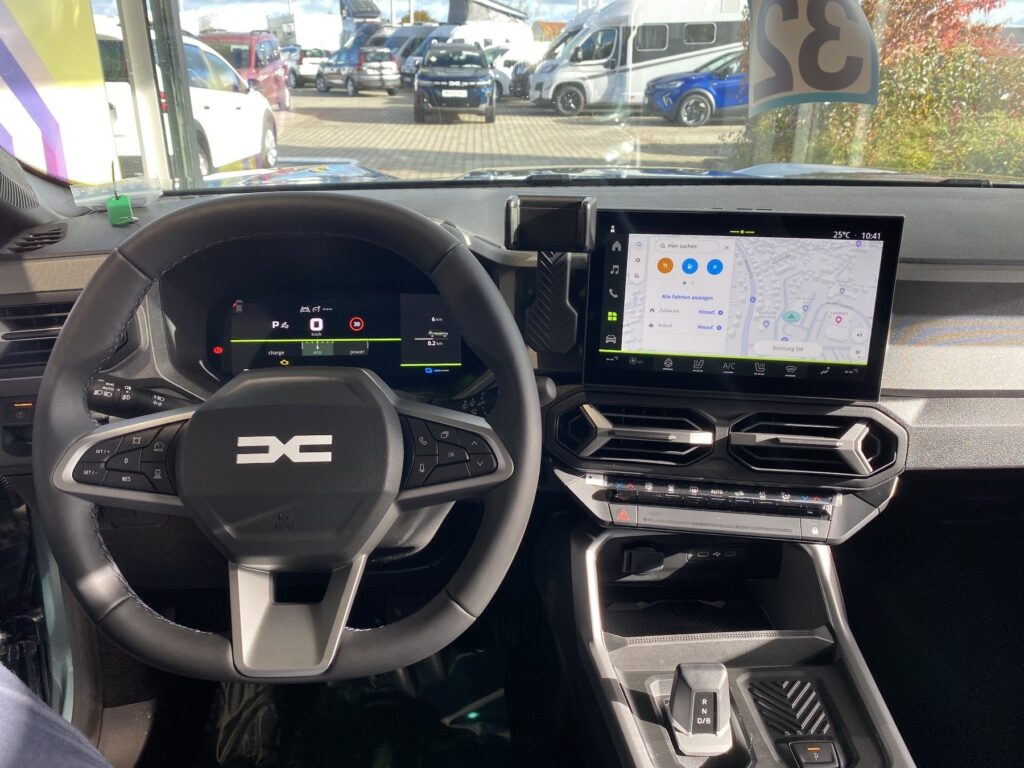 Dacia Bigster Exposé-Bild 27