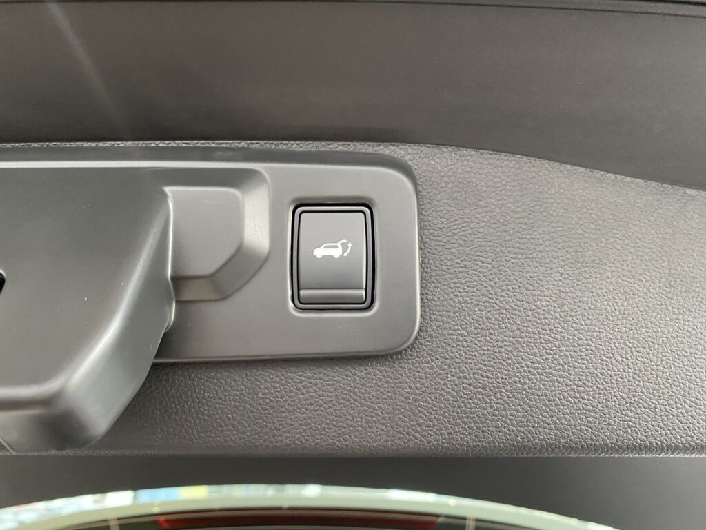 Renault Austral Exposé-Bild 24