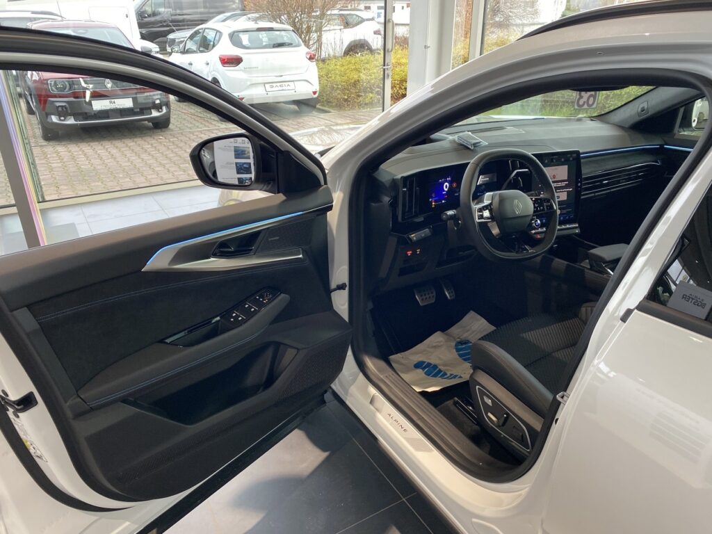 Renault Austral Exposé-Bild 26