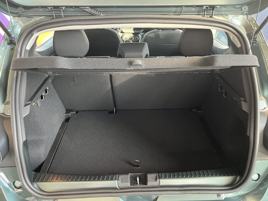 Dacia Sandero Exposé-Bild 15