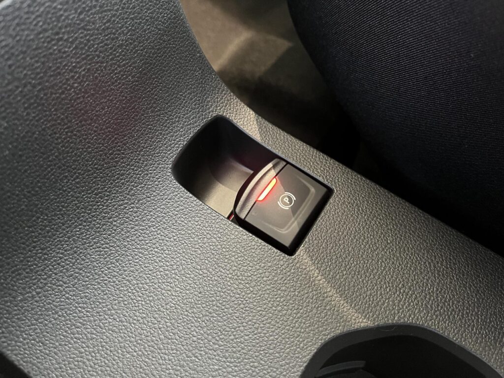 Dacia Sandero Exposé-Bild 33