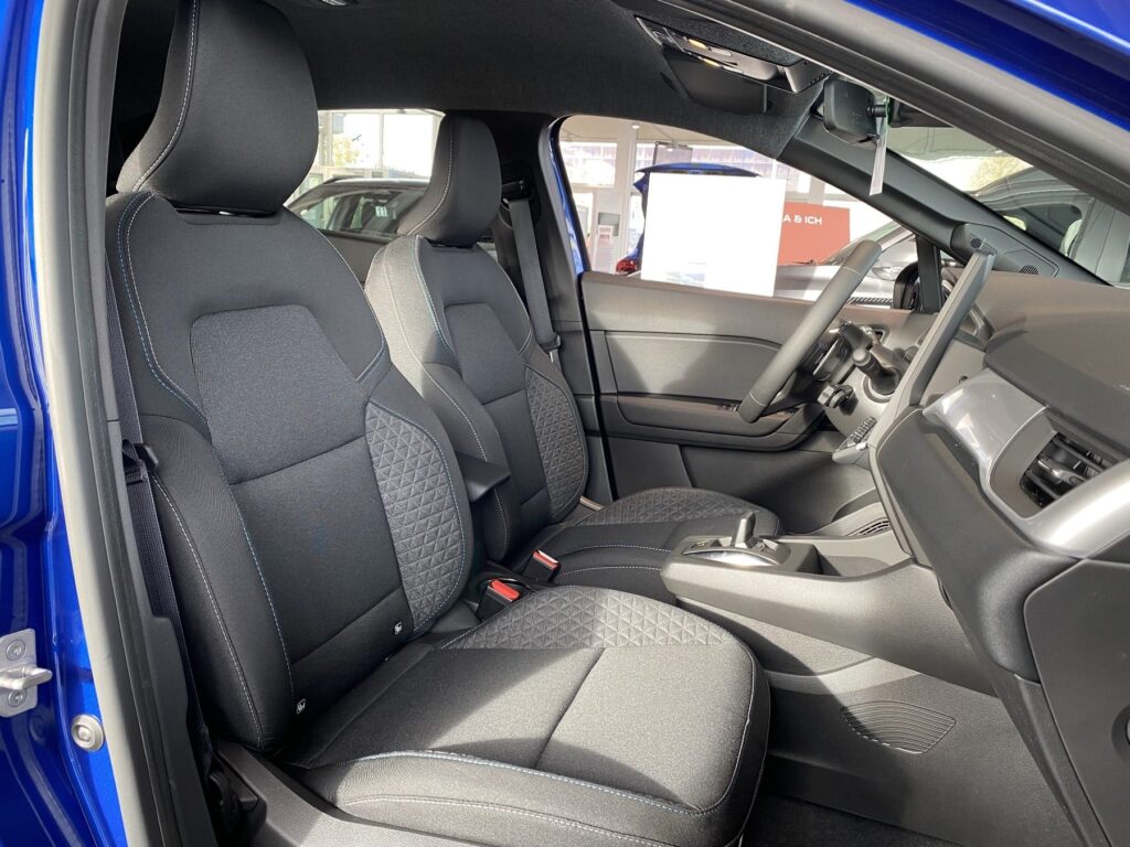 Renault Symbioz Exposé-Bild 8