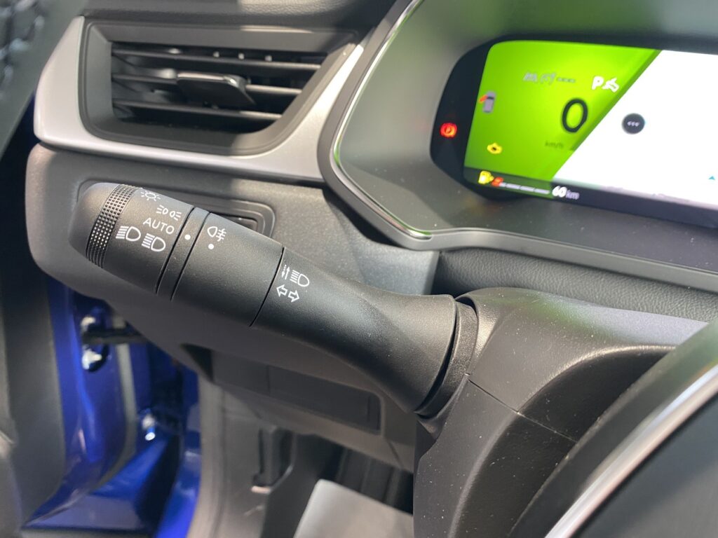 Renault Symbioz Exposé-Bild 27