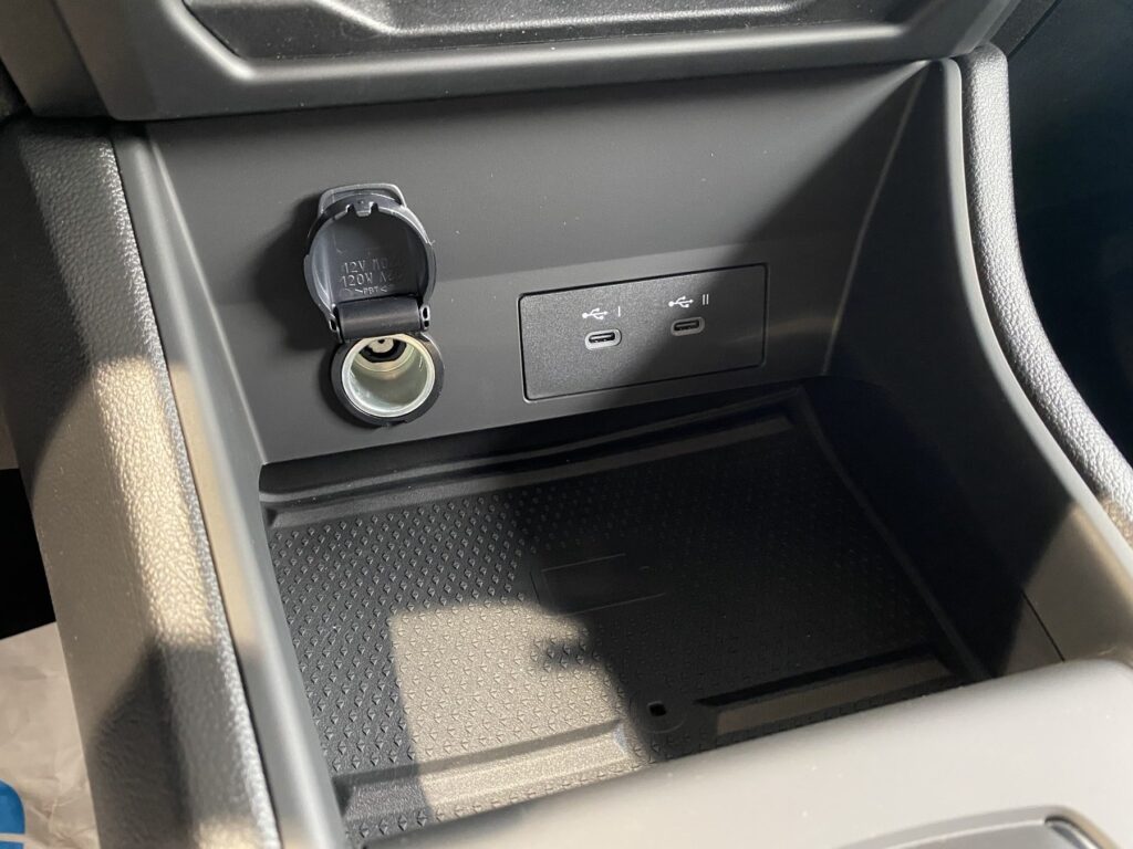 Renault Symbioz Exposé-Bild 31