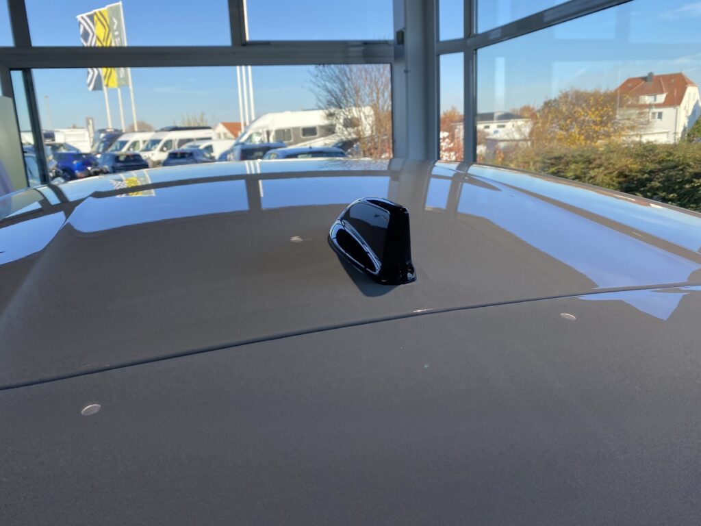 Renault Megane E-TECH Exposé-Bild 19