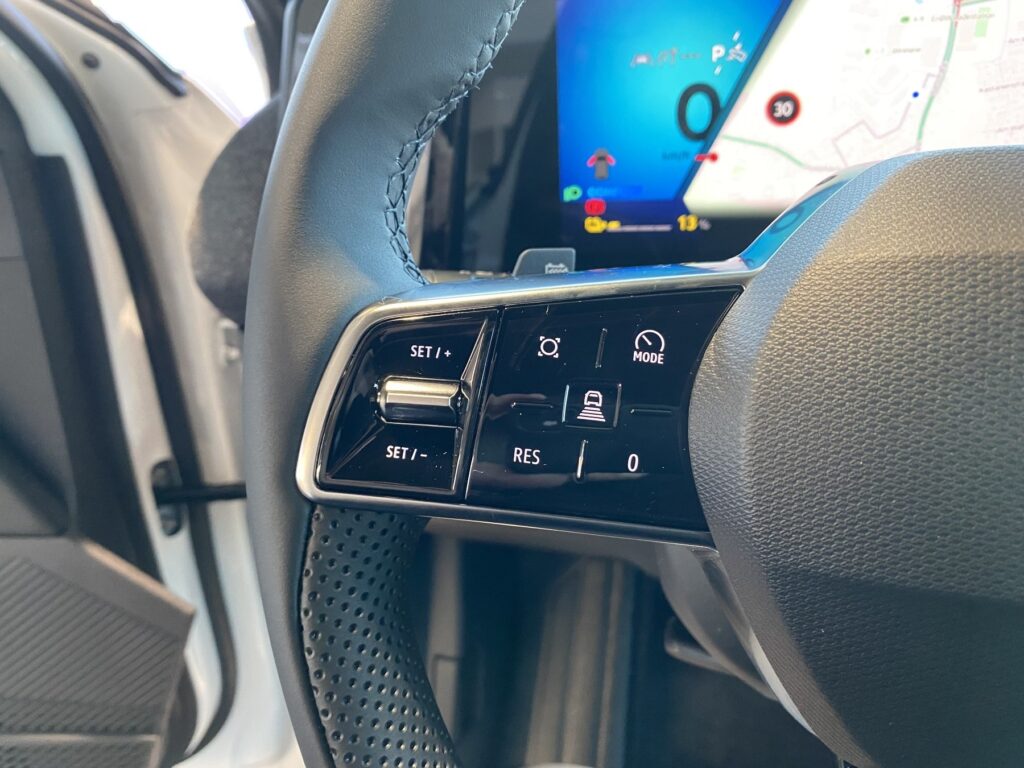 Renault Megane E-TECH Exposé-Bild 29