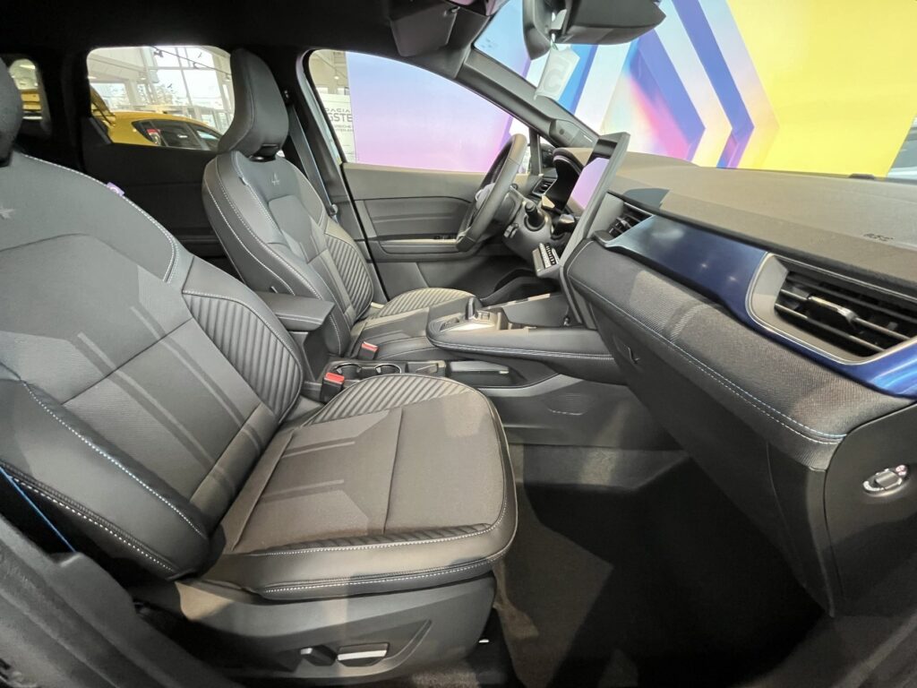 Renault Symbioz Exposé-Bild 6