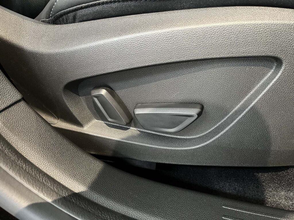 Renault Symbioz Exposé-Bild 7