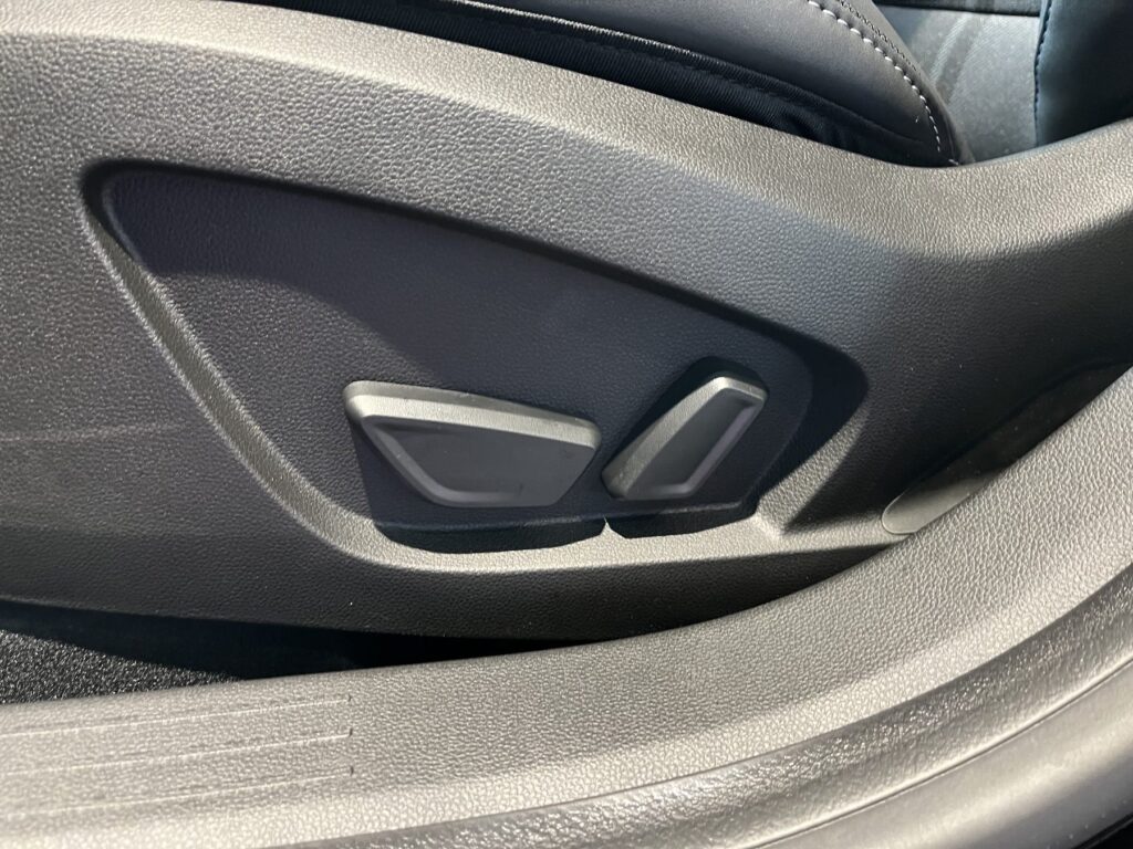 Renault Symbioz Exposé-Bild 25