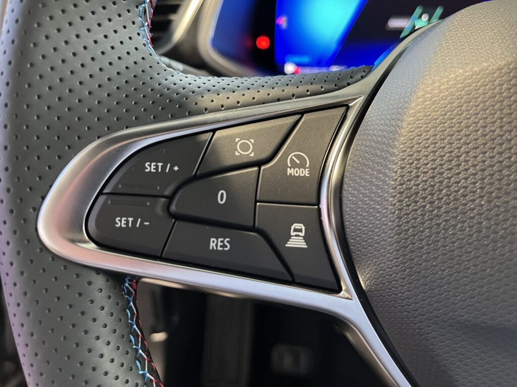 Renault Symbioz Exposé-Bild 29