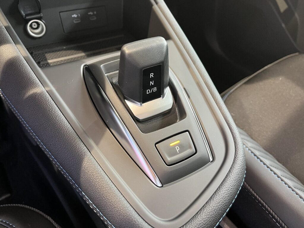 Renault Symbioz Exposé-Bild 37