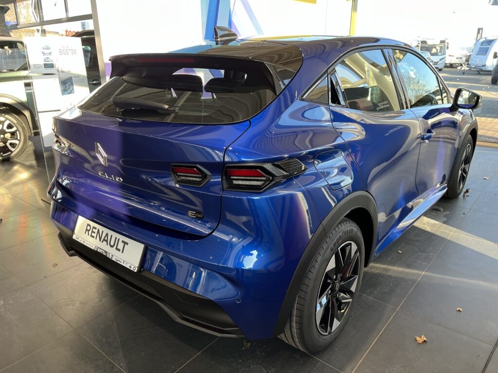 Renault Clio Exposé-Bild 4