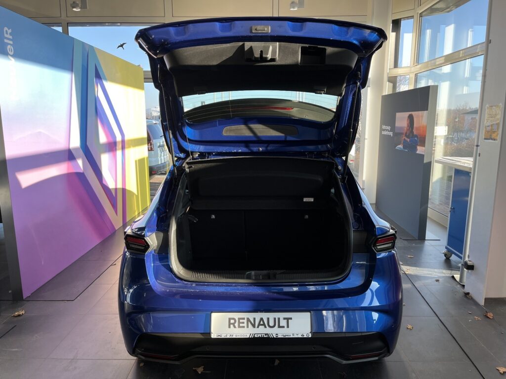 Renault Clio Exposé-Bild 14