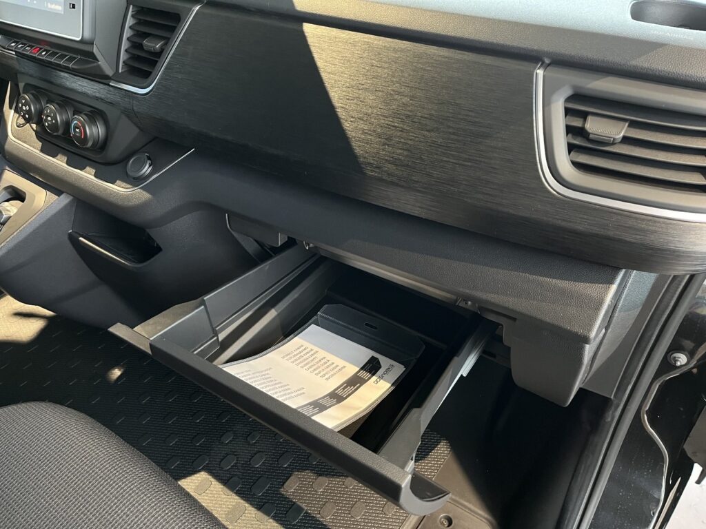 Renault Trafic Exposé-Bild 5