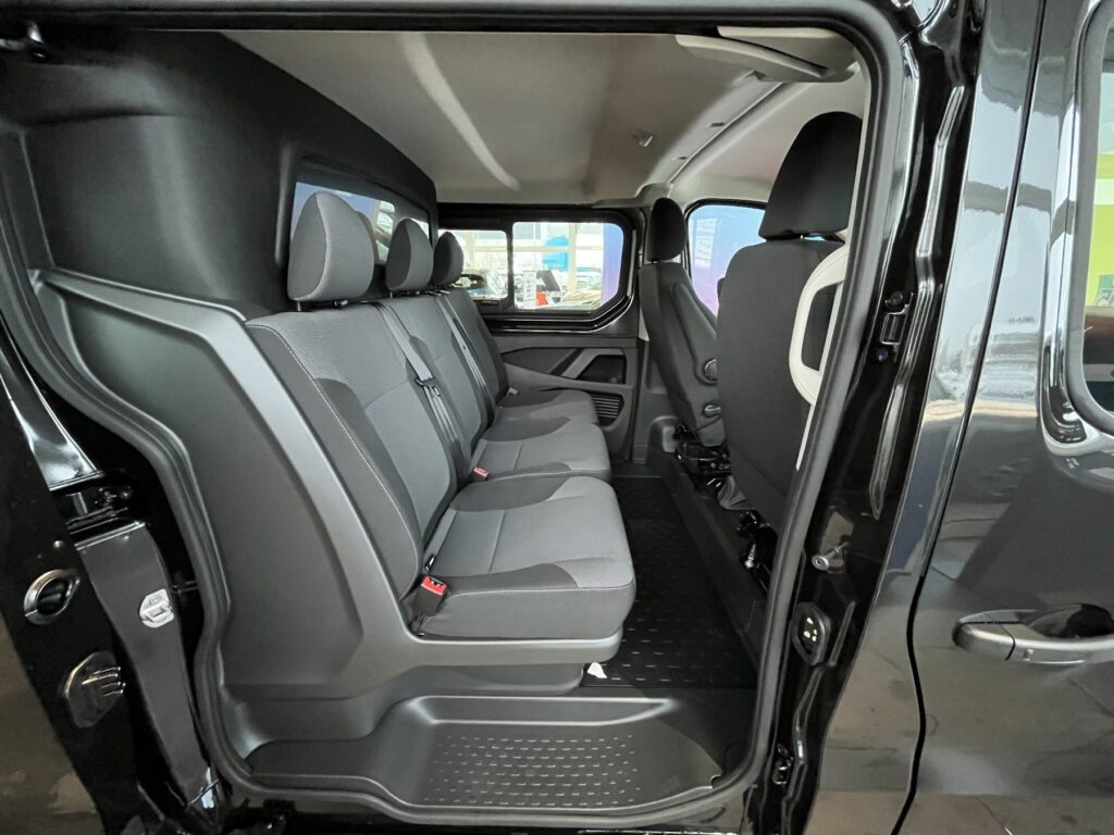 Renault Trafic Exposé-Bild 8