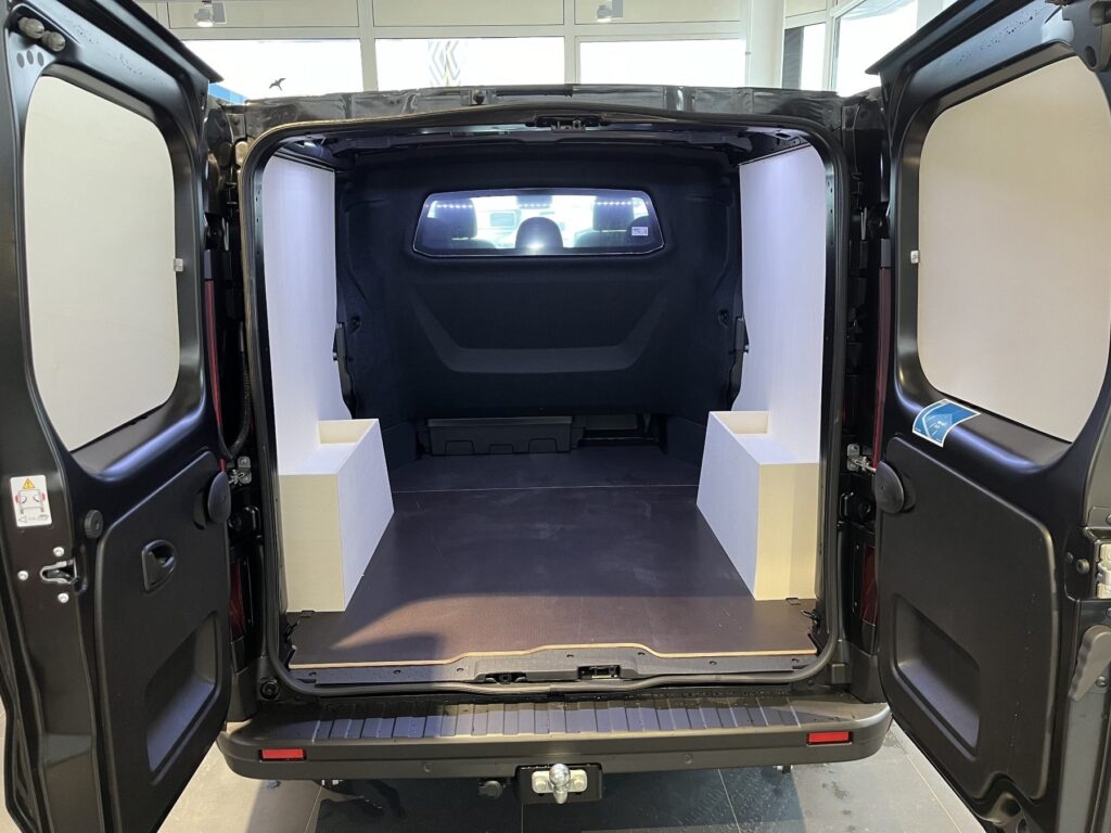 Renault Trafic Exposé-Bild 15