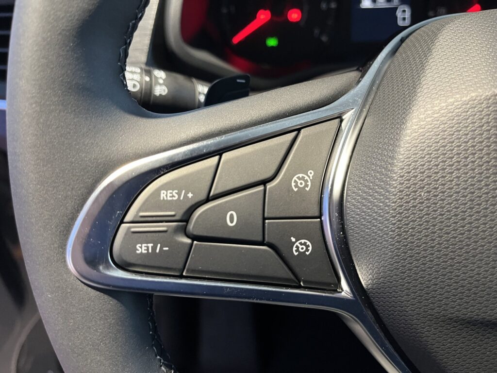 Renault Trafic Exposé-Bild 24