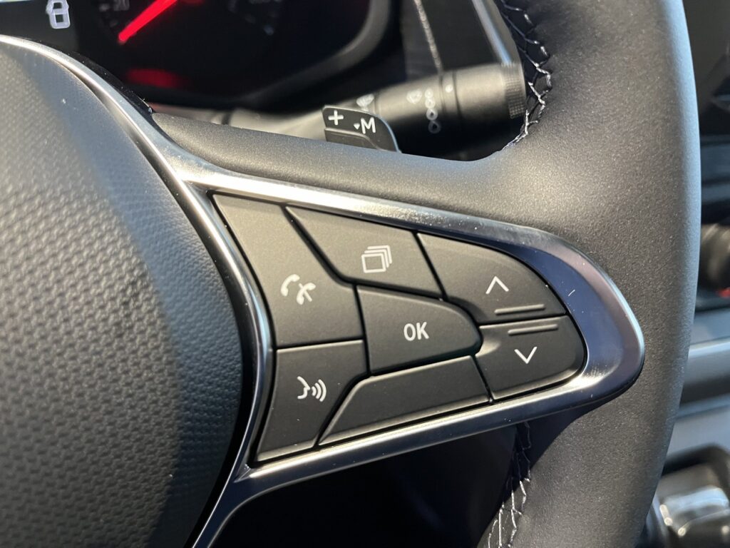 Renault Trafic Exposé-Bild 25