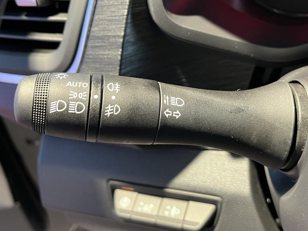 Renault Trafic Exposé-Bild 26