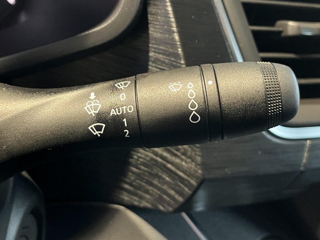 Renault Trafic Exposé-Bild 27