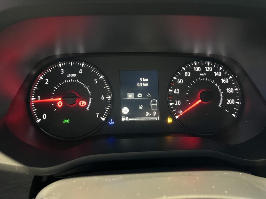 Renault Trafic Exposé-Bild 29