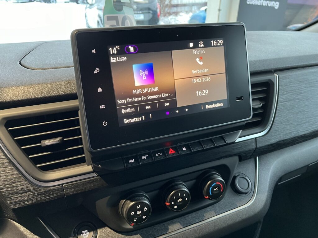 Renault Trafic Exposé-Bild 30