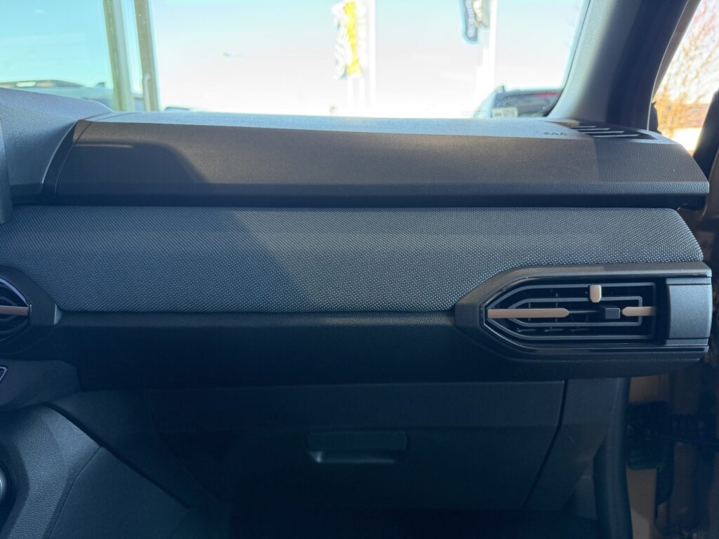 Dacia Sandero Exposé-Bild 8