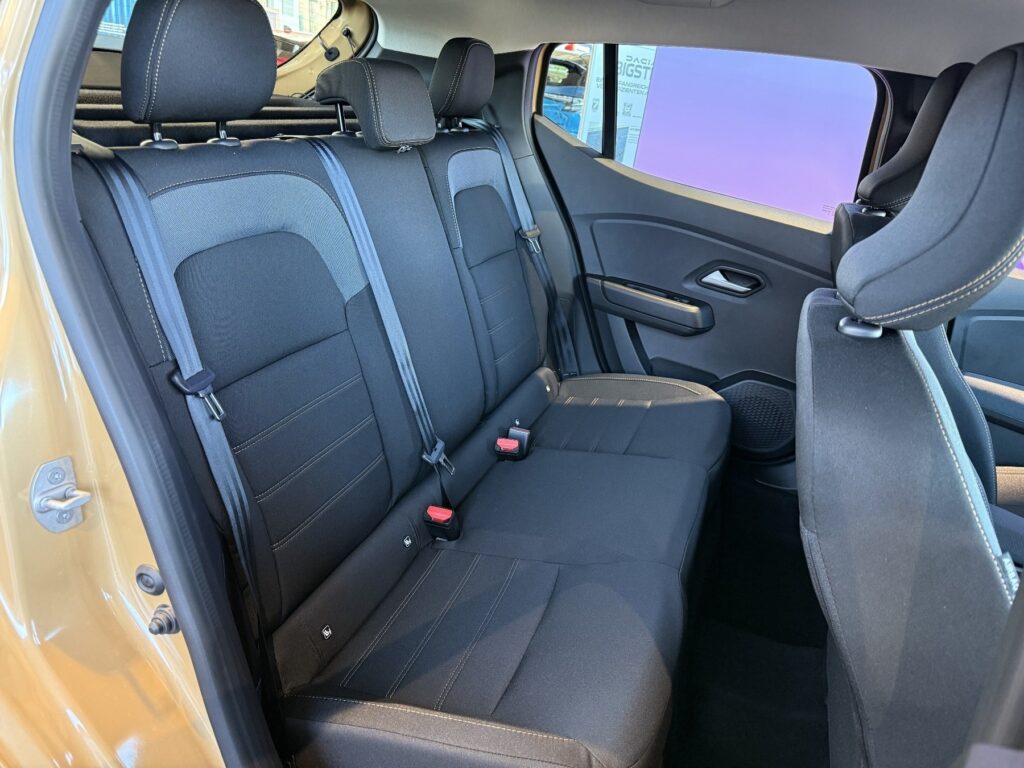 Dacia Sandero Exposé-Bild 10