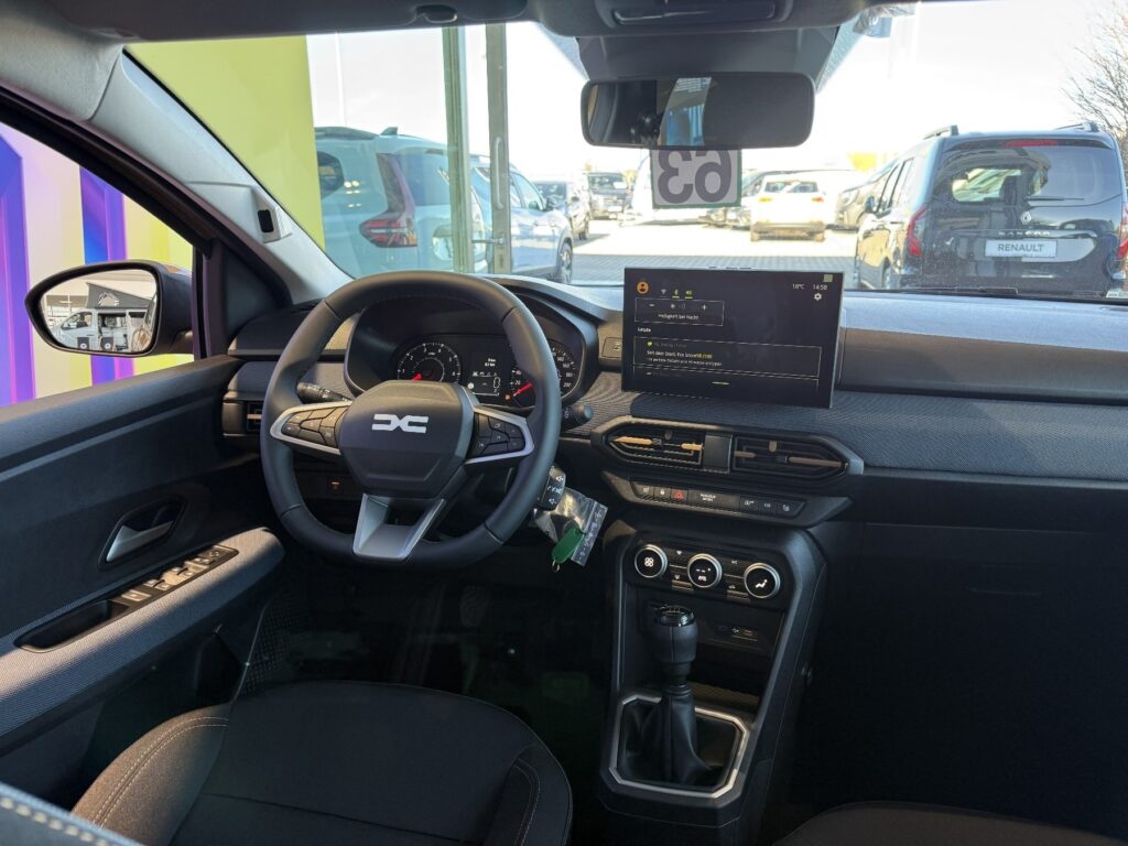 Dacia Sandero Exposé-Bild 12