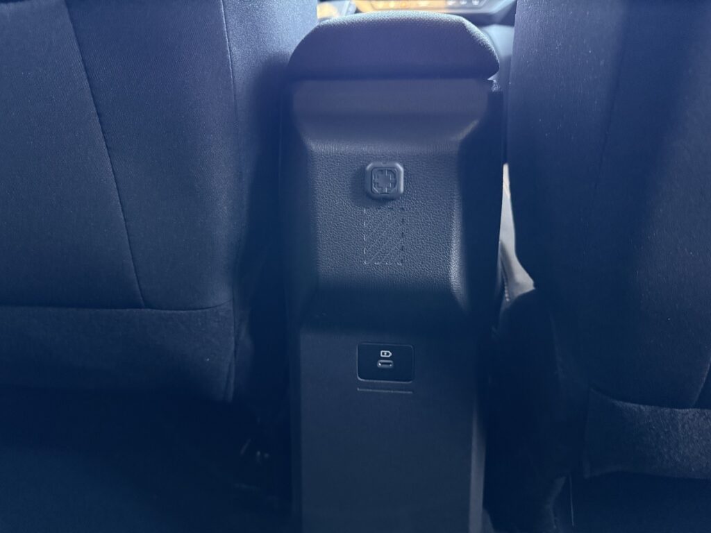 Dacia Sandero Exposé-Bild 13