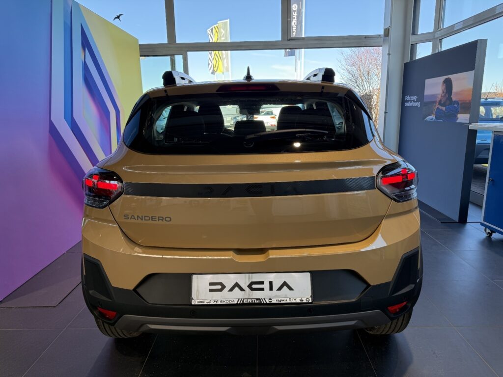 Dacia Sandero Exposé-Bild 15