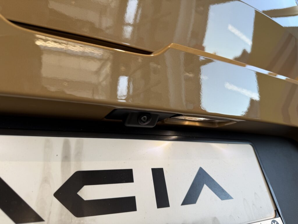 Dacia Sandero Exposé-Bild 16