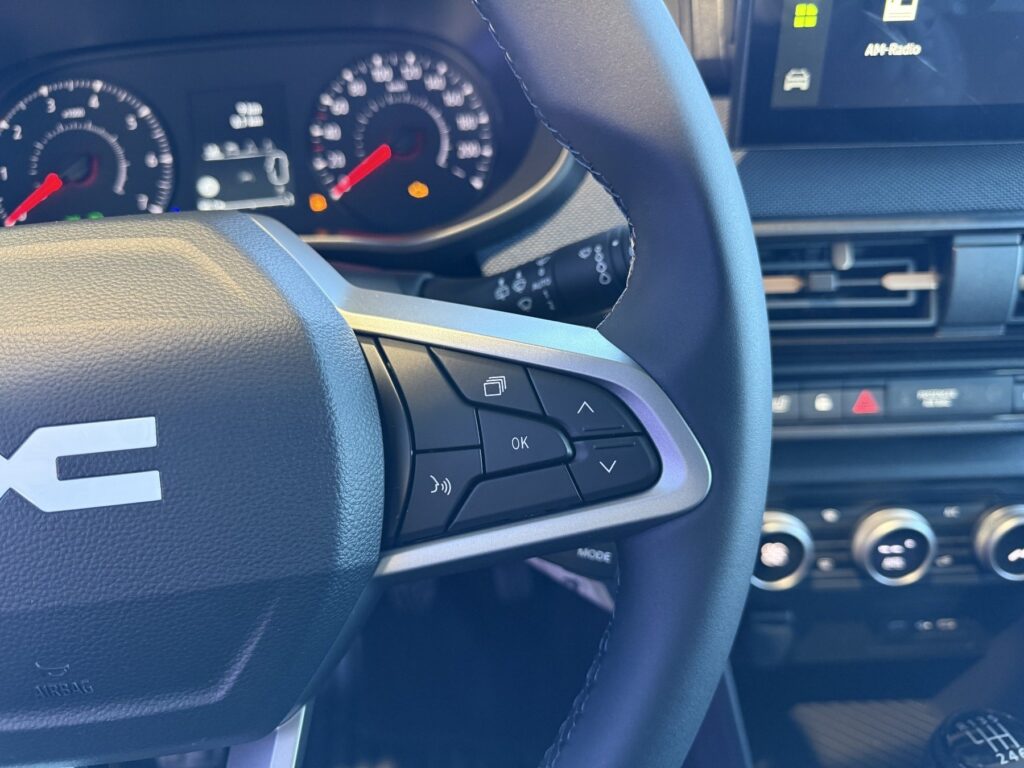 Dacia Sandero Exposé-Bild 27