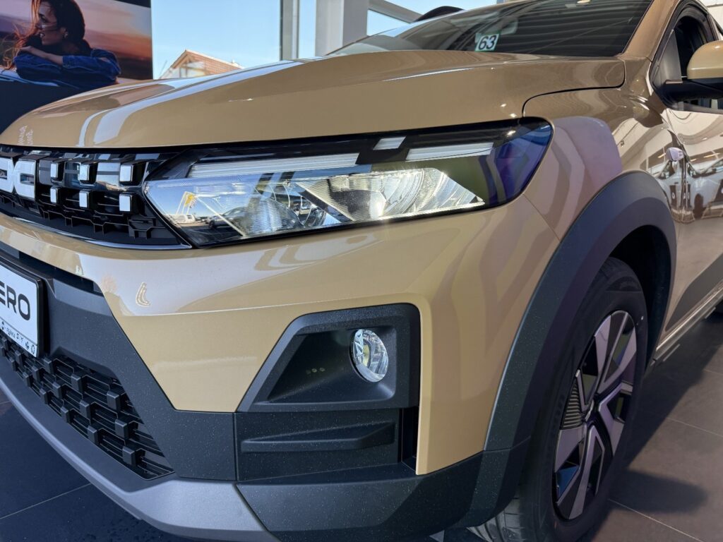 Dacia Sandero Exposé-Bild 41