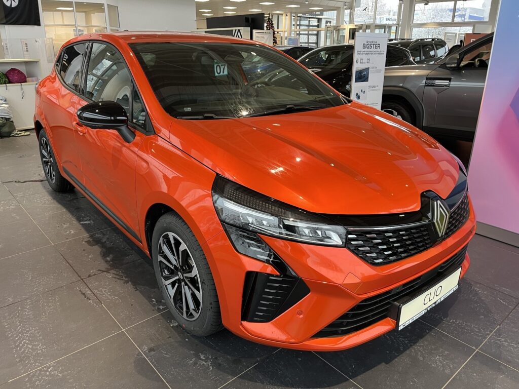 Renault Clio Exposé-Bild 3