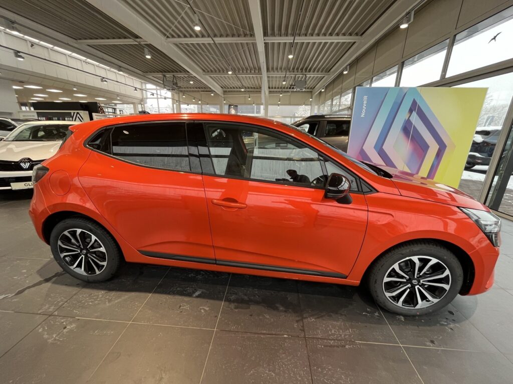 Renault Clio Exposé-Bild 4
