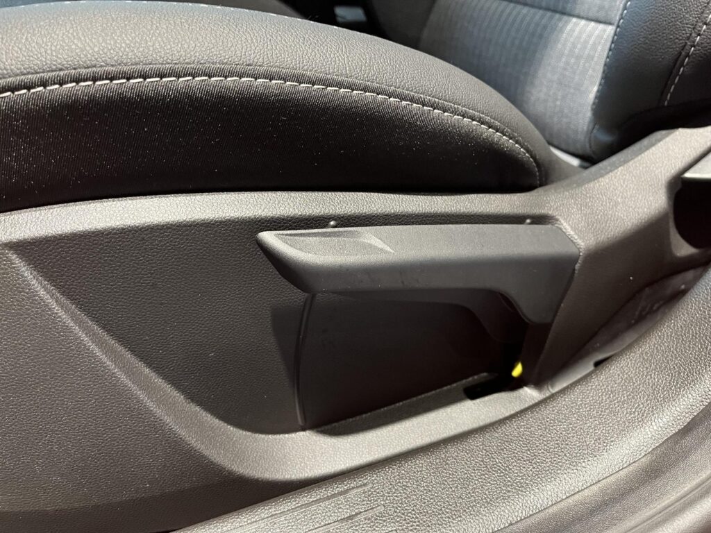 Renault Clio Exposé-Bild 19