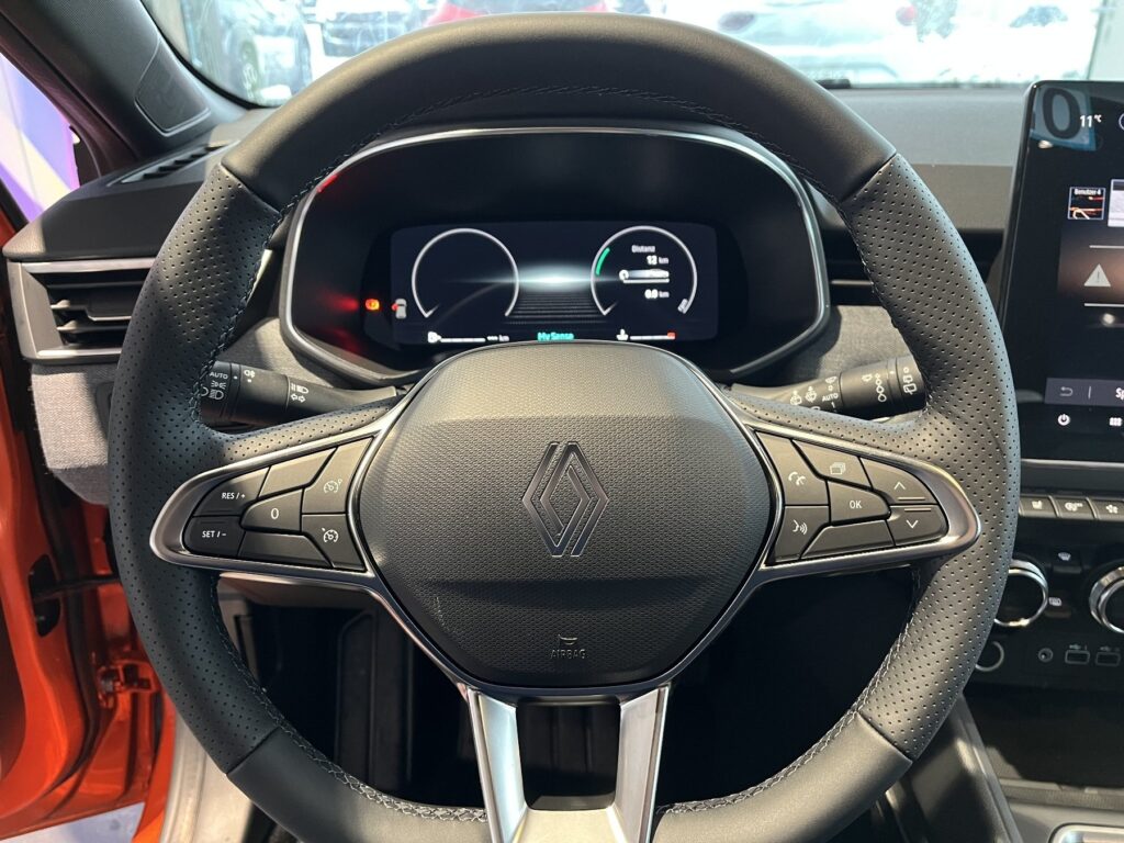 Renault Clio Exposé-Bild 21