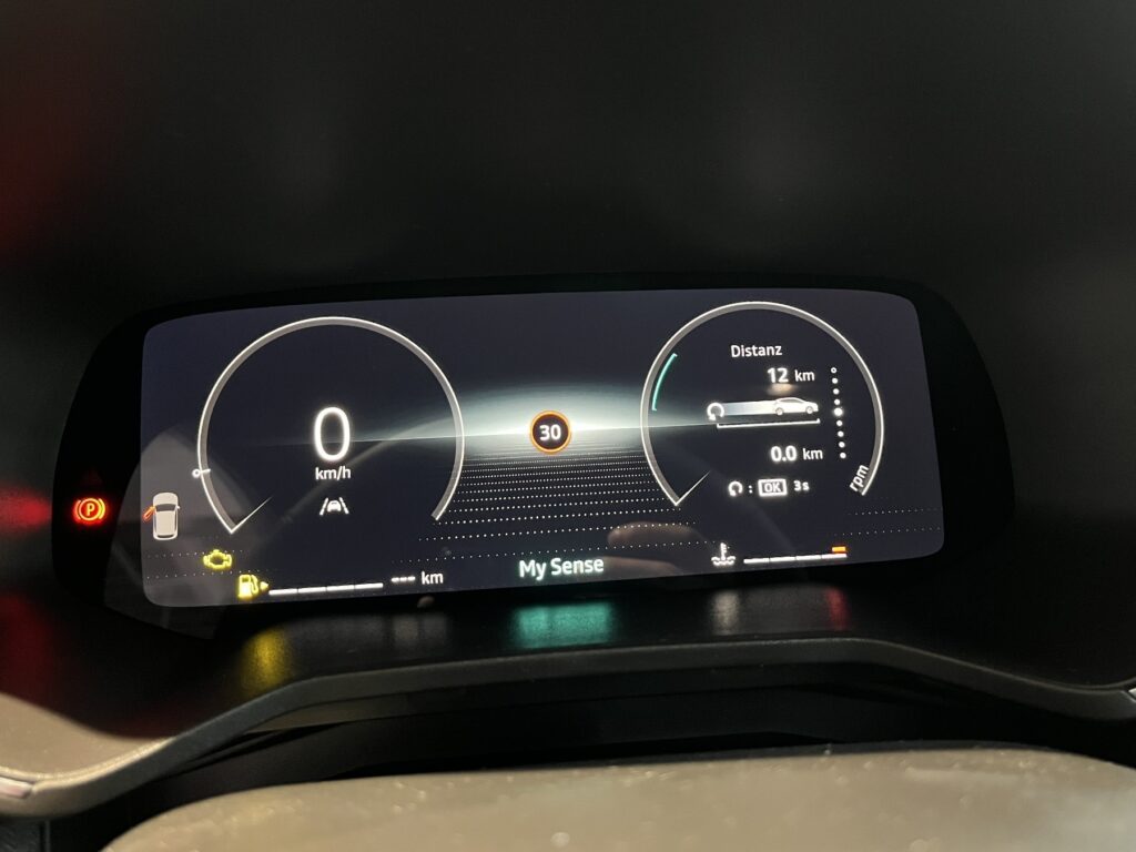 Renault Clio Exposé-Bild 27