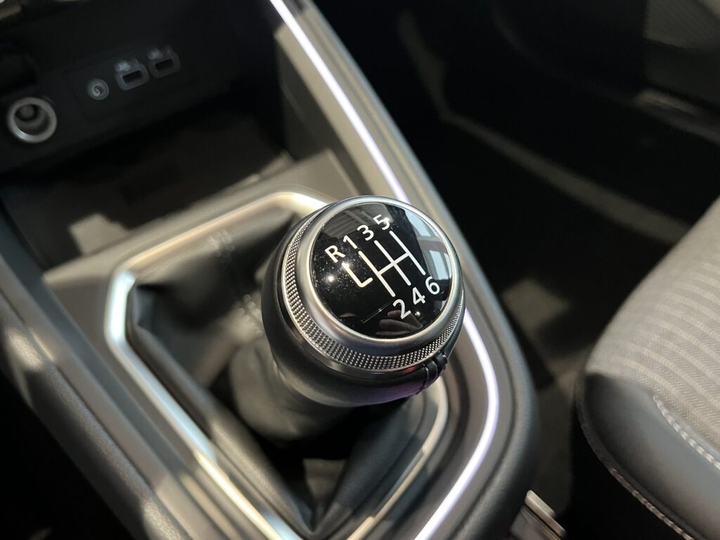 Renault Clio Exposé-Bild 31