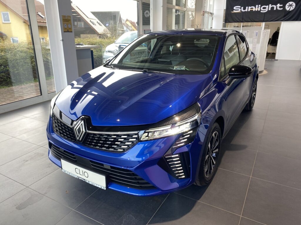 Renault Clio Exposé-Bild 1