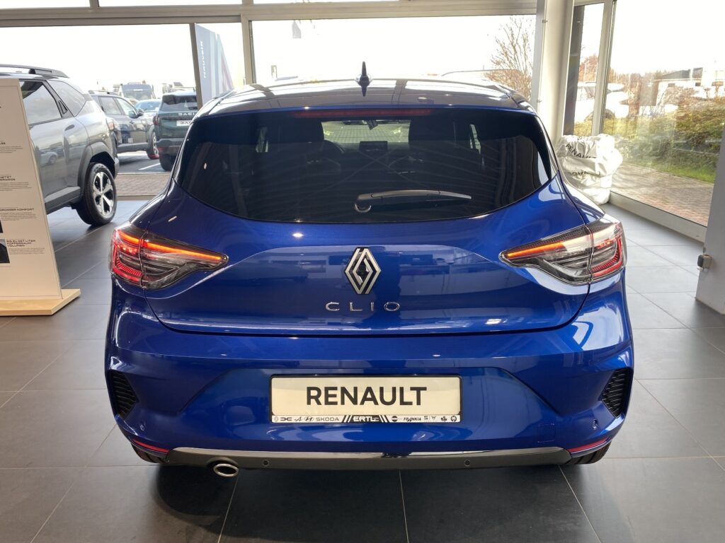 Renault Clio Exposé-Bild 14