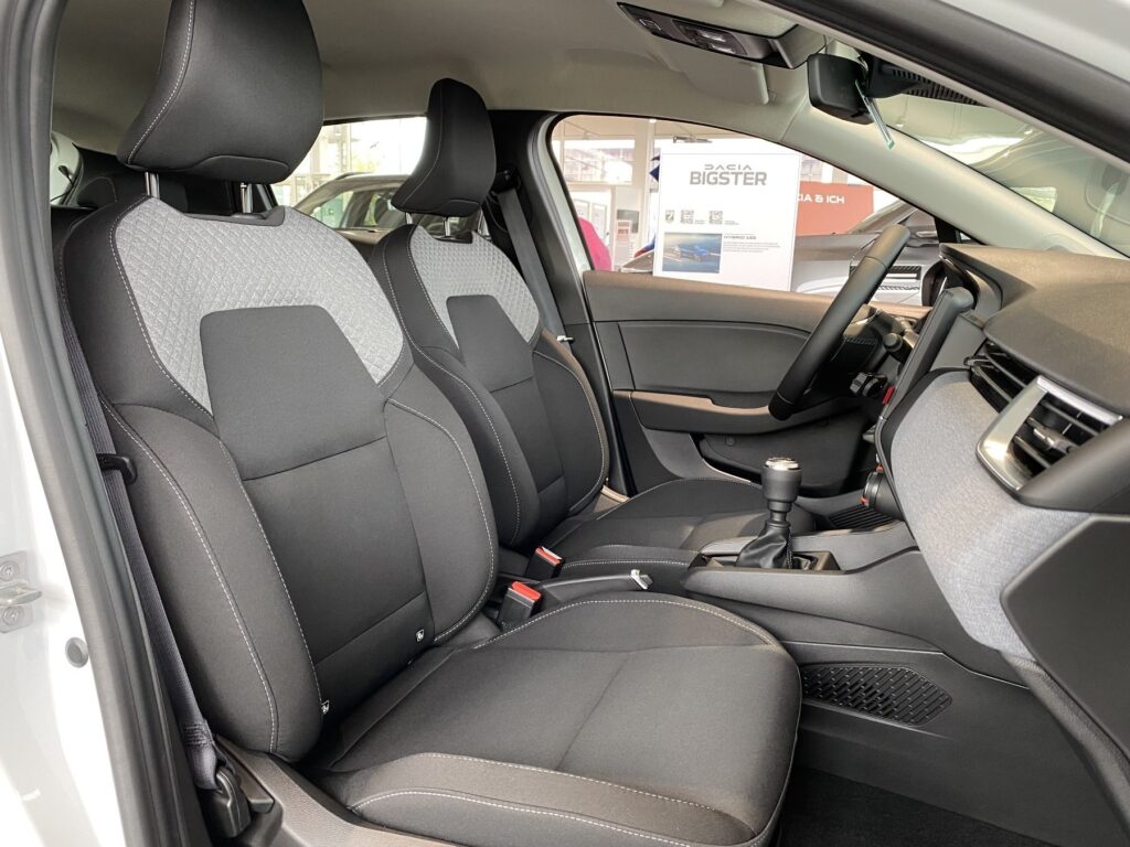 Renault Clio Exposé-Bild 5