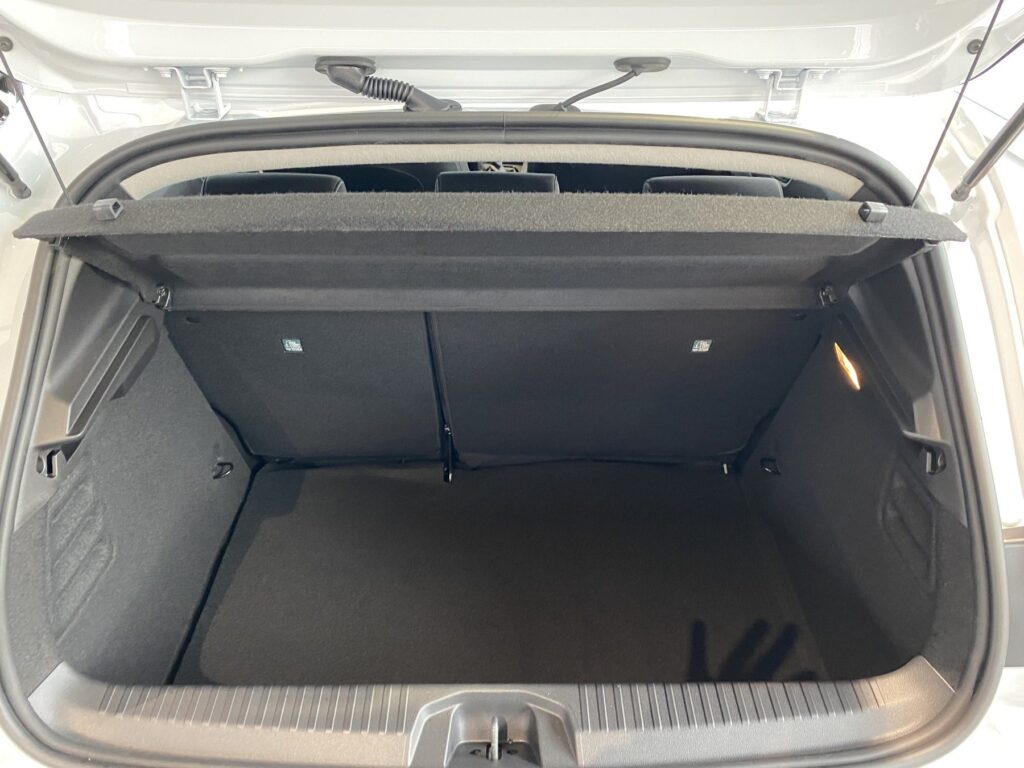 Renault Clio Exposé-Bild 15